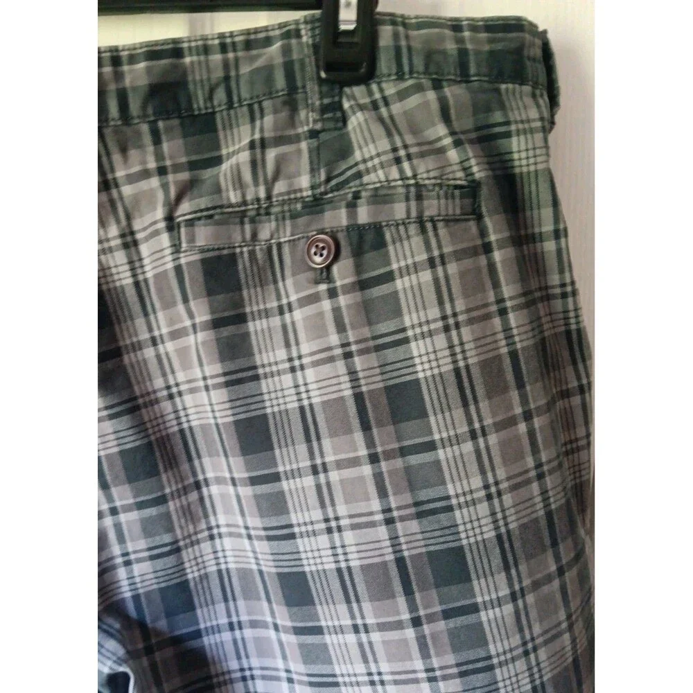 Men's Eddie Bauer Plaid Multi Color Shorts Size 40
